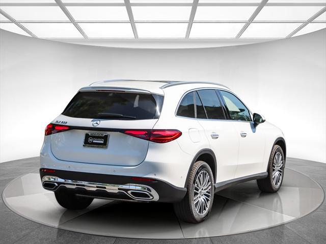 new 2025 Mercedes-Benz GLC 300 car, priced at $53,905