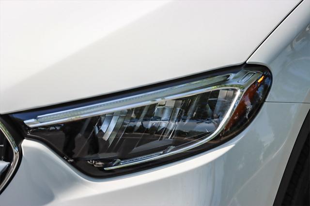 new 2025 Mercedes-Benz GLC 300 car, priced at $53,905