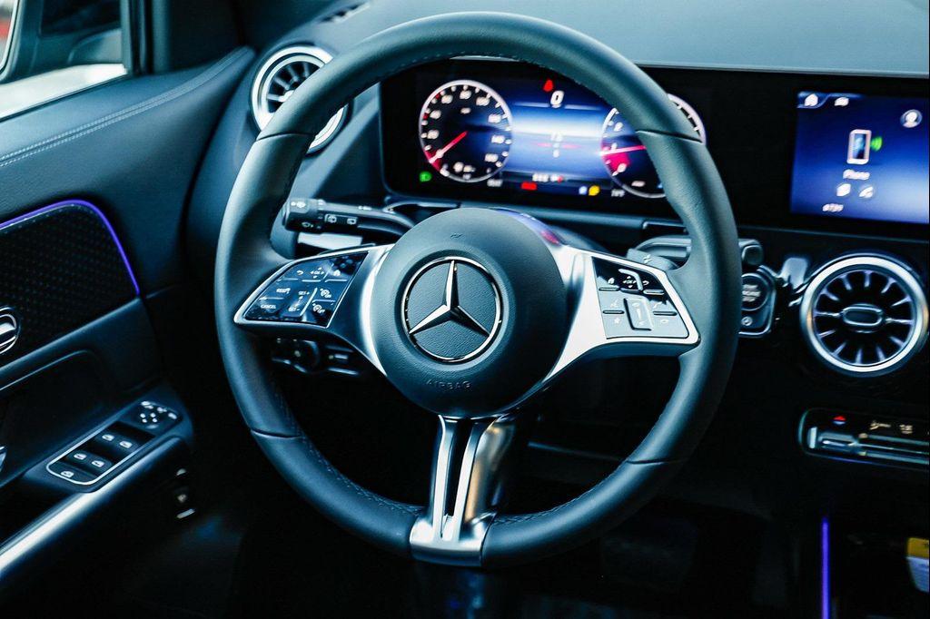 new 2026 Mercedes-Benz GLA 250 car, priced at $45,310