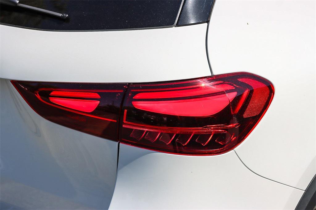 new 2025 Mercedes-Benz GLA 250 car, priced at $45,845