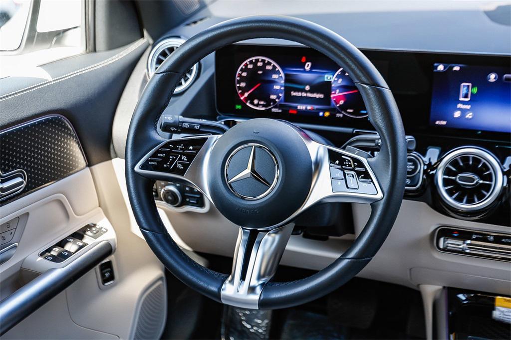 used 2025 Mercedes-Benz GLA 250 car, priced at $36,495