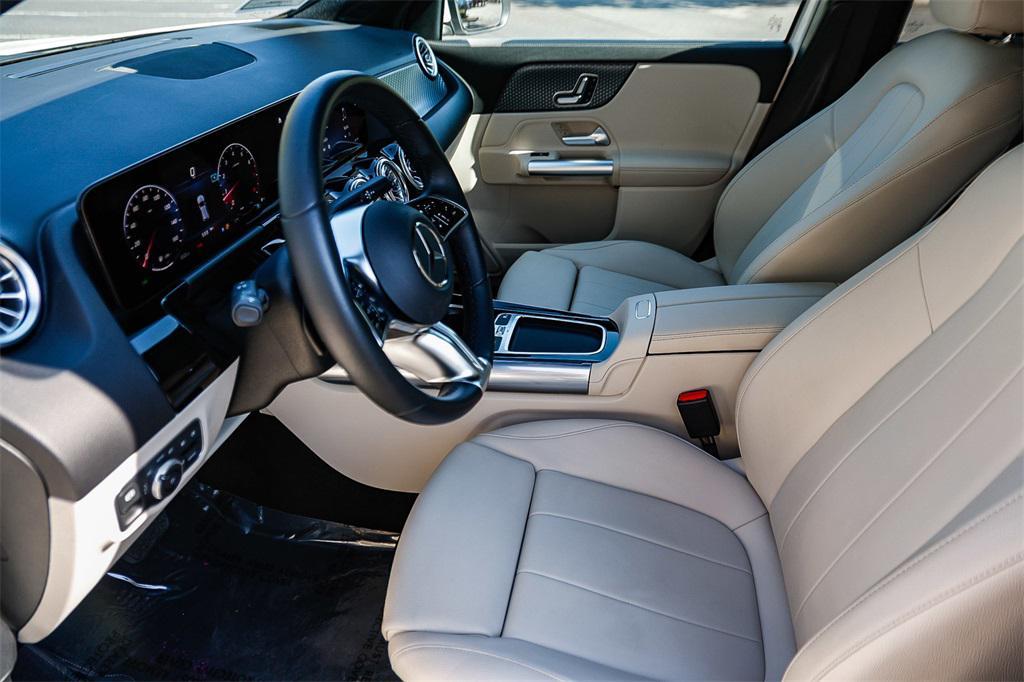 used 2025 Mercedes-Benz GLA 250 car, priced at $36,495