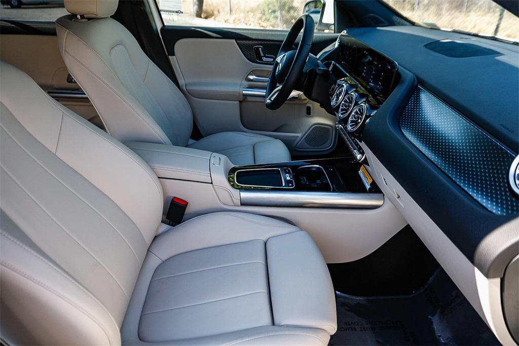 used 2025 Mercedes-Benz GLA 250 car, priced at $36,495