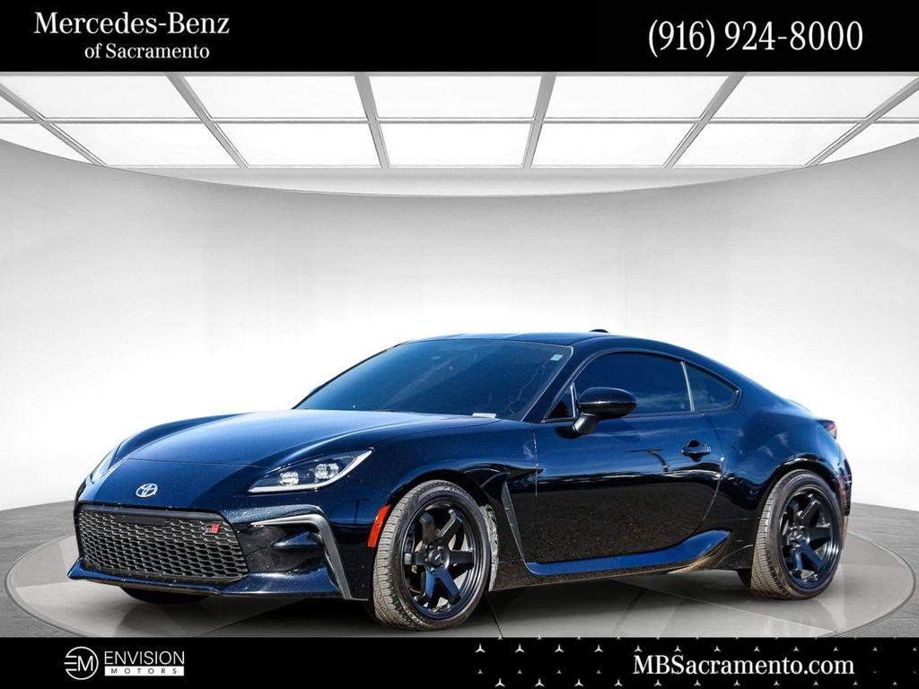 used 2024 Toyota GR86 car, priced at $29,995