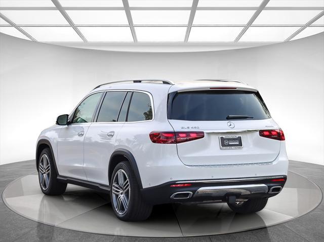new 2025 Mercedes-Benz GLS 450 car, priced at $91,580