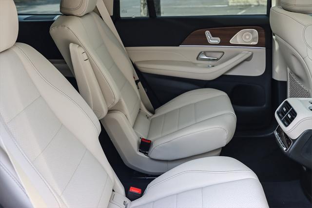 new 2025 Mercedes-Benz GLS 450 car, priced at $91,580