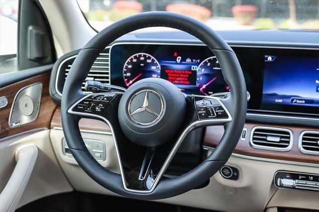 new 2025 Mercedes-Benz GLS 450 car, priced at $91,580