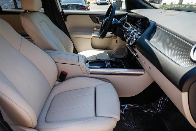 used 2025 Mercedes-Benz GLA 250 car, priced at $37,495
