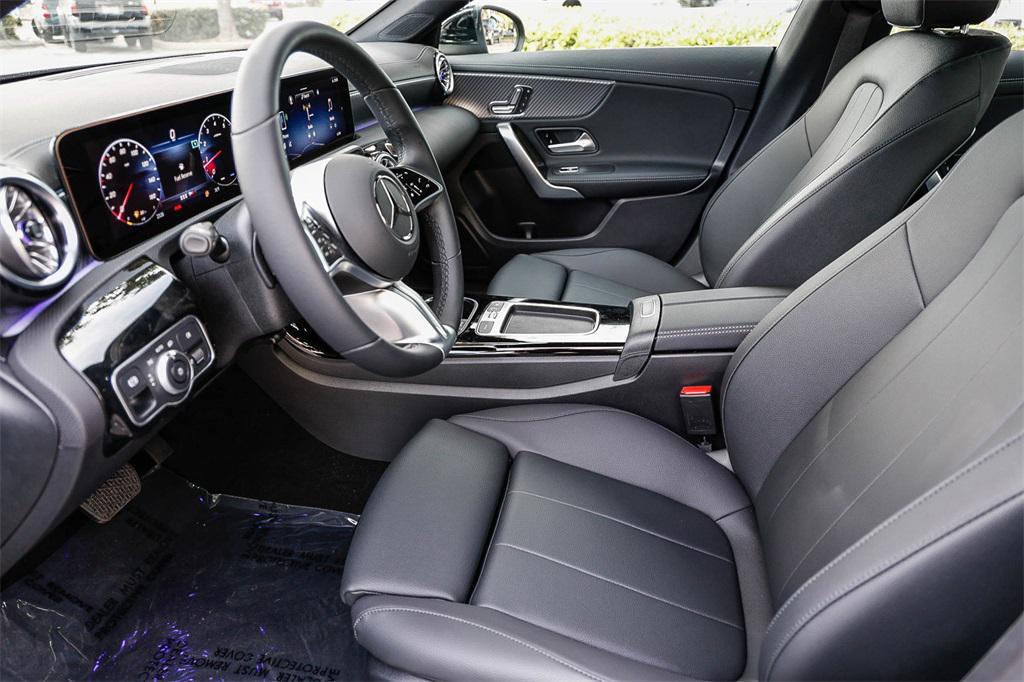 new 2025 Mercedes-Benz CLA 250 car, priced at $45,945