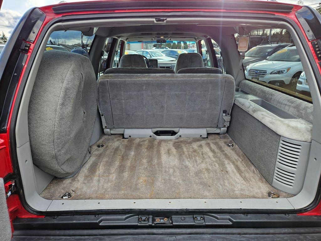 used 1994 Chevrolet Suburban car, priced at $7,500