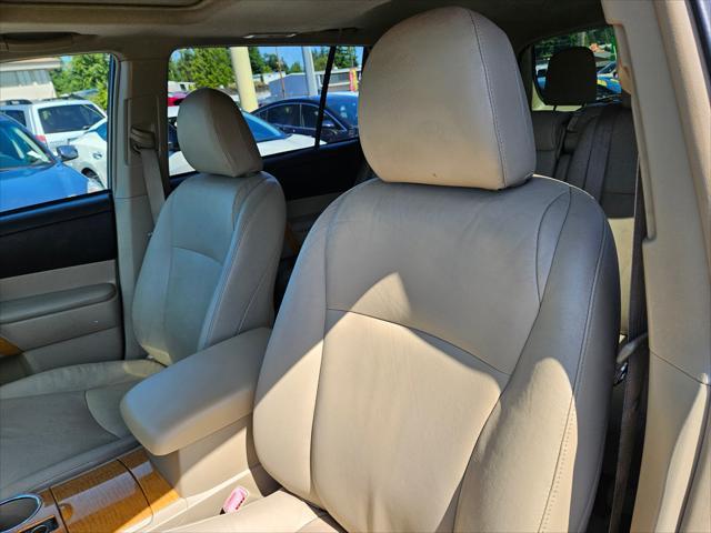 used 2010 Toyota Highlander Hybrid car, priced at $10,495