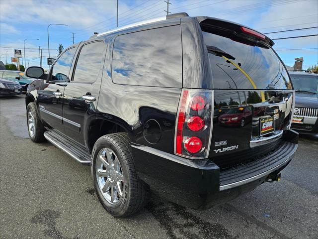 used 2009 GMC Yukon car, priced at $11,250