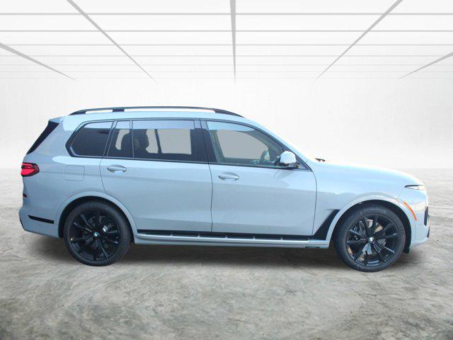 new 2025 BMW X7 car, priced at $101,025