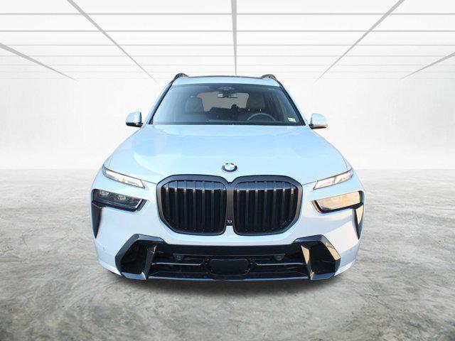 new 2025 BMW X7 car, priced at $101,025