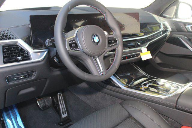 new 2025 BMW X7 car, priced at $117,020