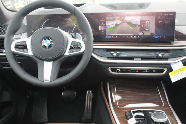 new 2025 BMW X7 car, priced at $91,780