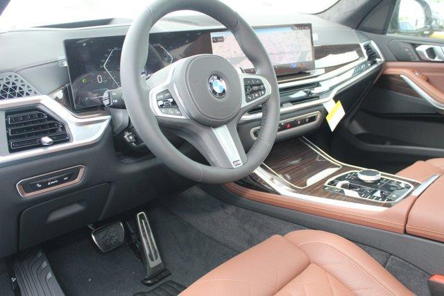 new 2025 BMW X7 car, priced at $91,780