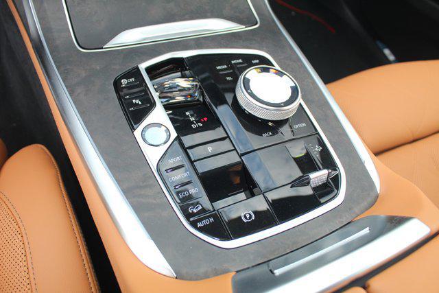 new 2026 BMW X7 car, priced at $101,275