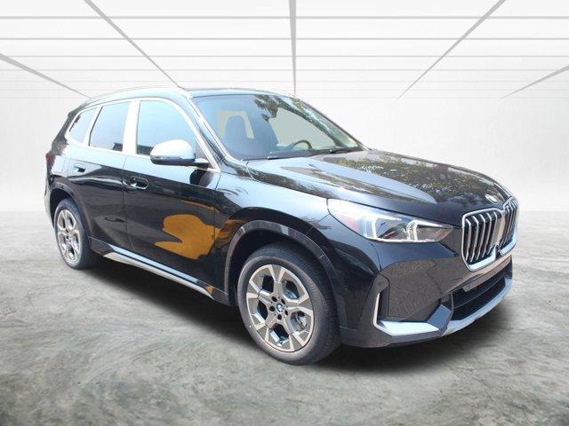 new 2024 BMW X1 car