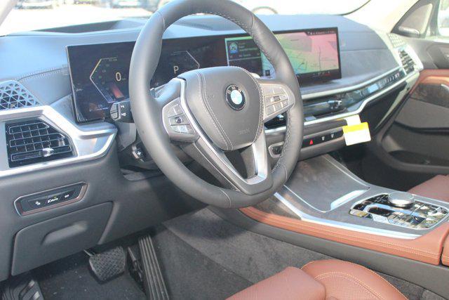 new 2025 BMW X7 car, priced at $93,475