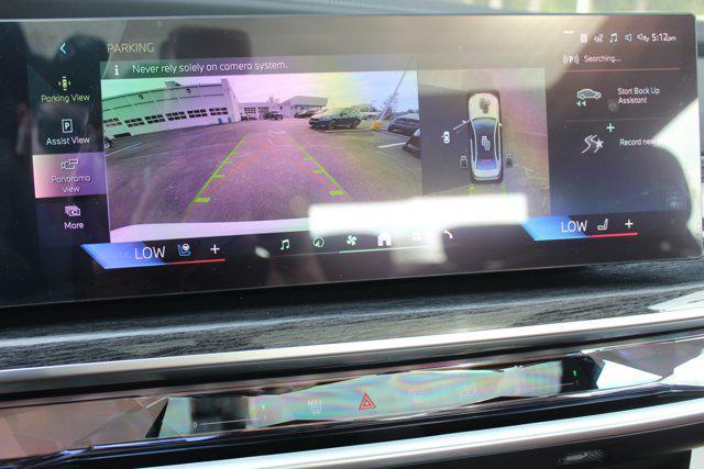 new 2025 BMW i7 car, priced at $125,225