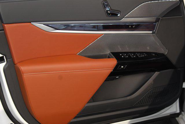 new 2025 BMW i7 car, priced at $125,225