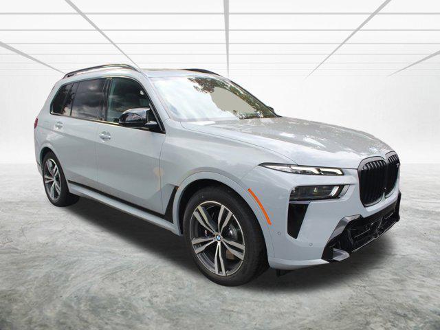 new 2025 BMW X7 car, priced at $123,425