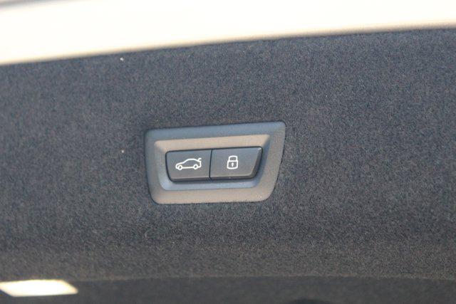 new 2025 BMW i7 car, priced at $116,725