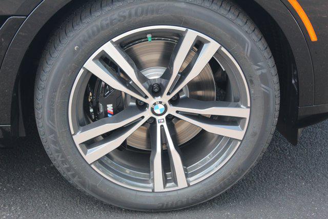 new 2026 BMW X7 car, priced at $98,275