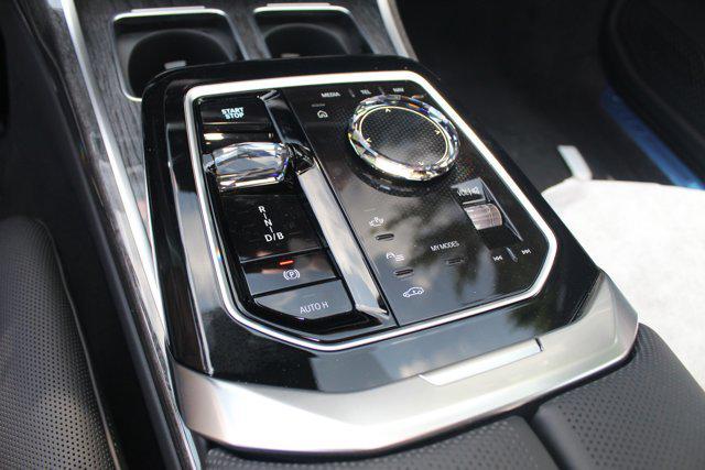 new 2025 BMW i7 car, priced at $121,575