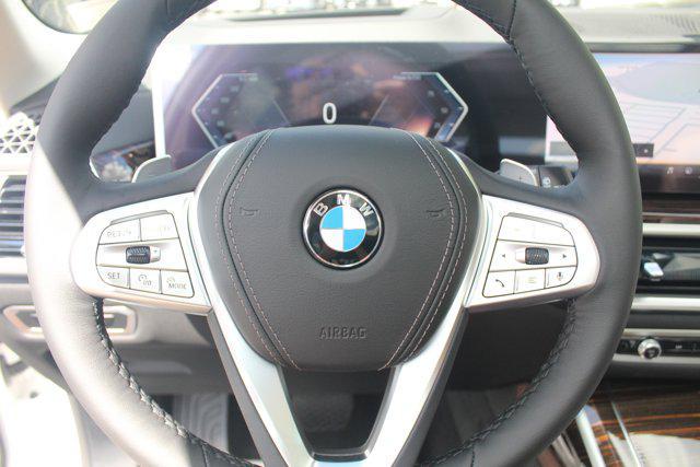 new 2026 BMW X7 car, priced at $94,580