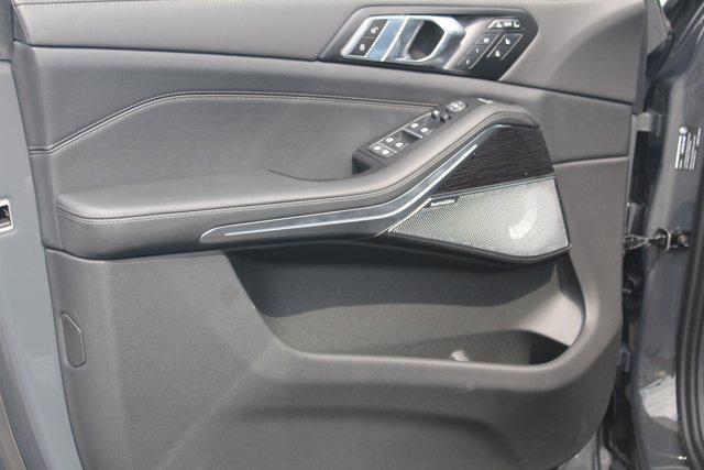 new 2026 BMW X7 car, priced at $128,645