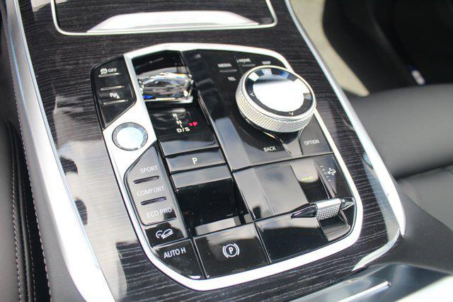 new 2026 BMW X7 car, priced at $128,645
