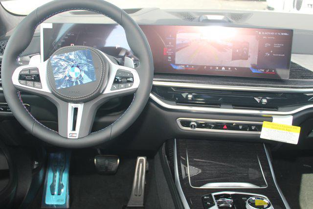 new 2026 BMW X7 car, priced at $128,645