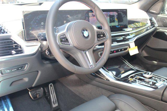 new 2025 BMW X7 car, priced at $120,025