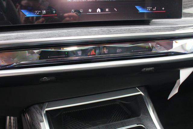new 2025 BMW i7 car, priced at $131,025