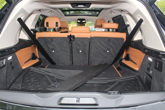 used 2025 BMW X7 car