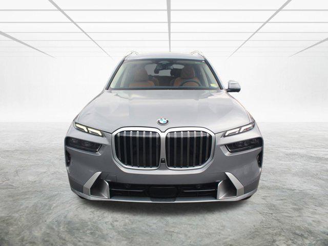 new 2025 BMW X7 car, priced at $90,275