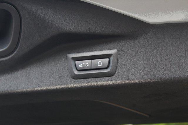 new 2026 BMW X7 car, priced at $102,525