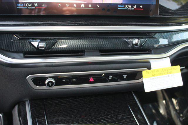 new 2026 BMW X7 car, priced at $102,525