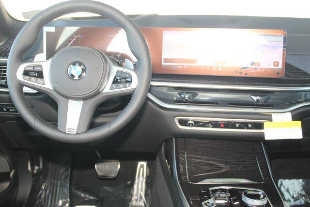 new 2026 BMW X7 car, priced at $102,525