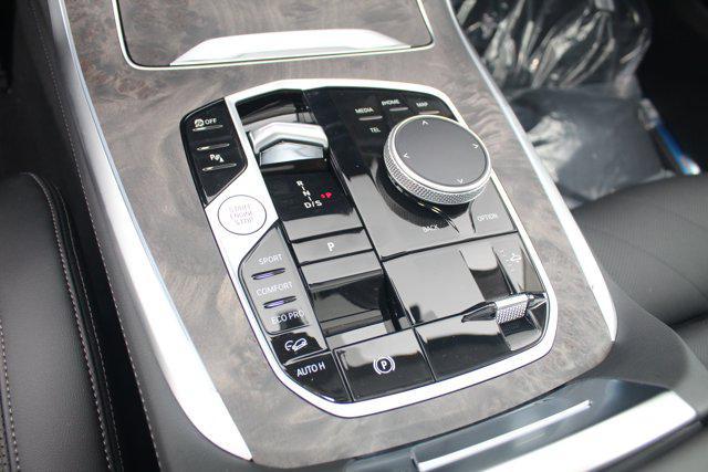 new 2026 BMW X7 car, priced at $89,475