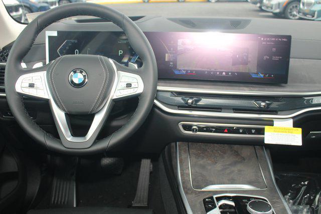 new 2026 BMW X7 car, priced at $89,475