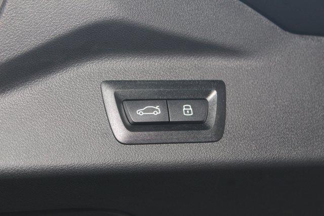 new 2026 BMW X7 car, priced at $89,475