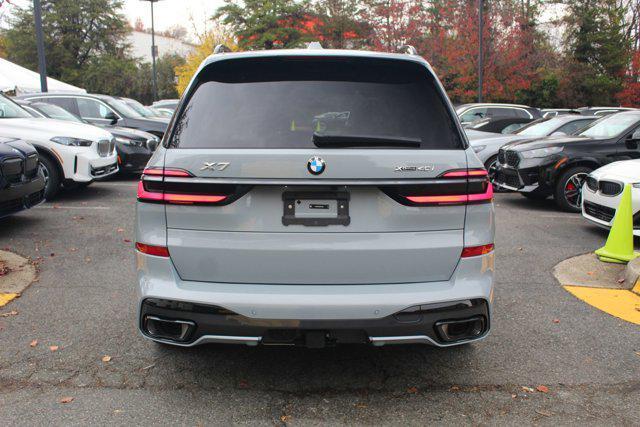 new 2025 BMW X7 car, priced at $100,625