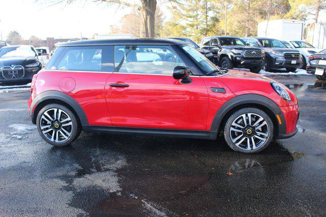 used 2023 MINI Hardtop car, priced at $24,998