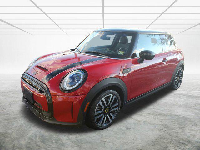 used 2023 MINI Hardtop car, priced at $24,998