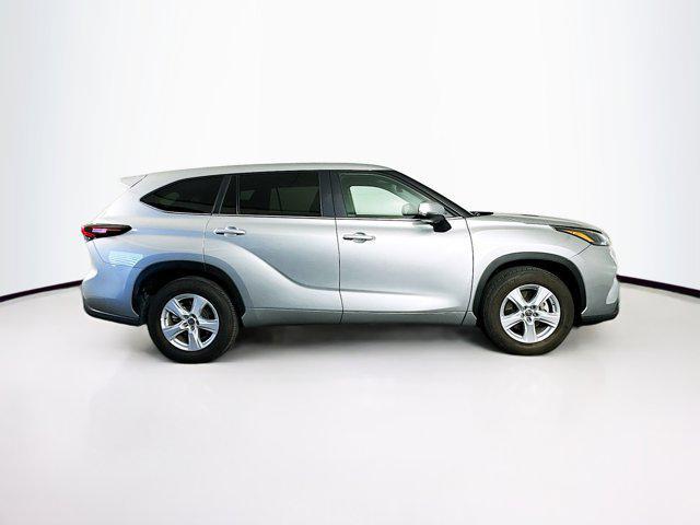 used 2024 Toyota Highlander car, priced at $36,979