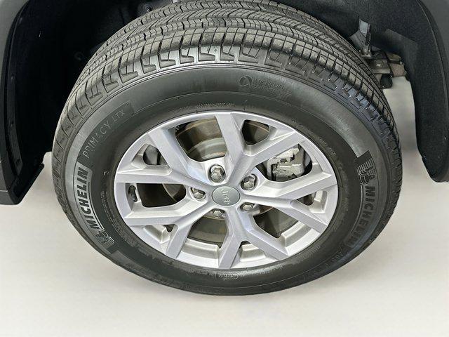 used 2022 Jeep Grand Cherokee car, priced at $30,197