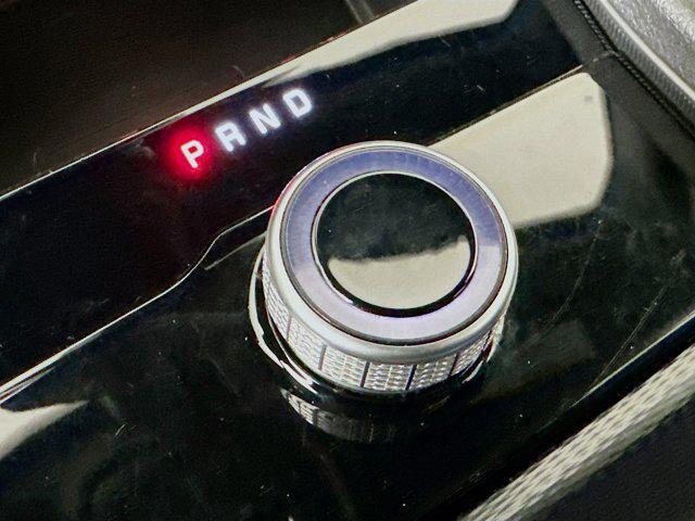 used 2024 Jeep Grand Cherokee car, priced at $27,997